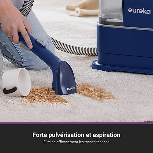 shampouineuse Eureka NEY100 éliminant une tache de café sur moquette avec pulvérisation puissante