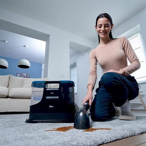 nettoyage efficace des taches de boisson sur tapis avec la shampouineuse Hoover HS5