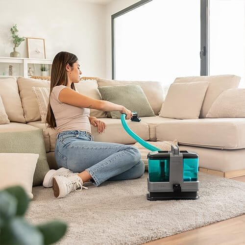 nettoyage canapé avec la shampouineuse Cecotec Conga 2000 Carpet&Spot Clean Compact